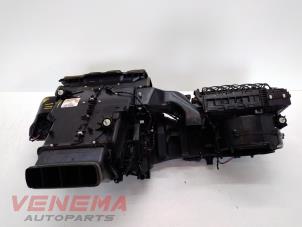 Gebruikte Chaufagebak Mercedes ML II (164/4JG) 3.5 350 4-Matic V6 24V Prijs € 49,99 Margeregeling aangeboden door Venema Autoparts