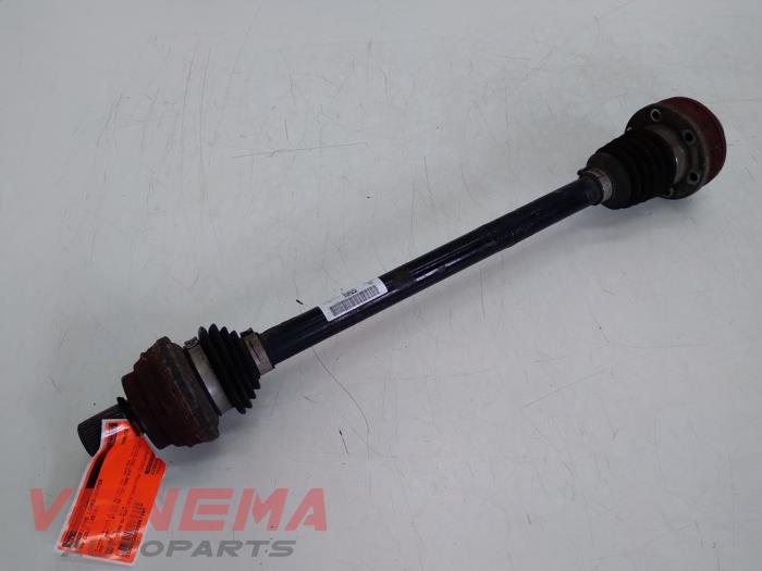 Gebruikte Aandrijfas links-achter Volkswagen Golf VII Variant (AUVV) 1.6 TDI 4Motion 16V Prijs € 79,99 Margeregeling aangeboden door Venema Autoparts
