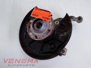 Gebruikte Fusee rechts-achter Volkswagen Golf VII Variant (AUVV) 1.6 TDI 4Motion 16V Prijs € 129,99 Margeregeling aangeboden door Venema Autoparts