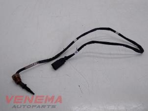 Gebruikte Uitlaat temperatuursensor Volkswagen Golf VII Variant (AUVV) 1.6 TDI 4Motion 16V Prijs € 29,99 Margeregeling aangeboden door Venema Autoparts