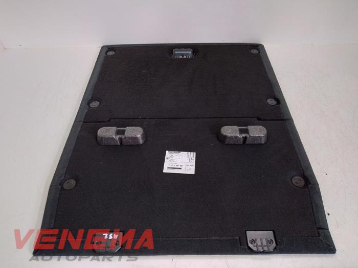 Vloerplaat bagageruimte van een BMW 4 serie Gran Coupe (F36) 420i 2.0 Turbo 16V 2015