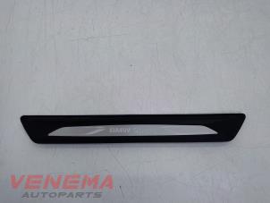 Gebruikte Sierstrip BMW 4 serie Gran Coupe (F36) 420i 2.0 Turbo 16V Prijs € 19,99 Margeregeling aangeboden door Venema Autoparts