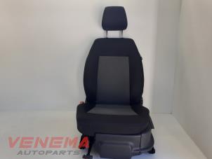 Gebruikte Voorstoel links Volkswagen Polo V (6R) 1.2 12V BlueMotion Technology Prijs € 124,99 Margeregeling aangeboden door Venema Autoparts