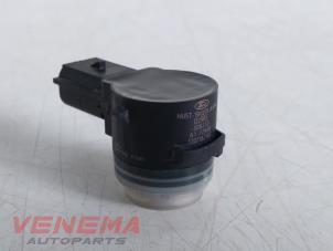 Gebruikte Sensor PDC Ford Fiesta 7 1.0 EcoBoost 12V Prijs € 14,99 Margeregeling aangeboden door Venema Autoparts