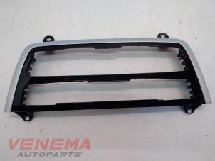 Gebruikte Afdekplaat diversen BMW 4 serie Gran Coupe (F36) 430d 3.0 24V Prijs € 19,99 Margeregeling aangeboden door Venema Autoparts