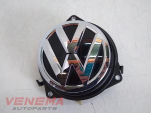 Gebruikte Handgreep Achterklep Volkswagen Polo VI (AW1) 1.0 TSI 12V Prijs € 24,99 Margeregeling aangeboden door Venema Autoparts