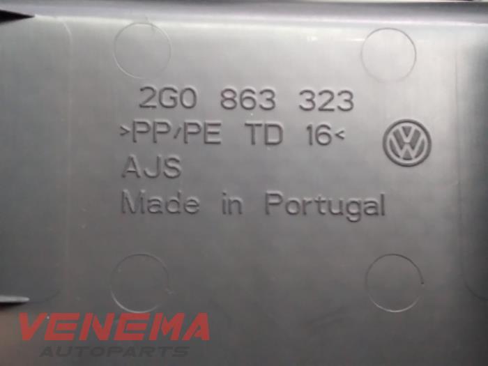 Middenconsoles van een Volkswagen Polo VI (AW1) 1.0 TSI 12V 2018