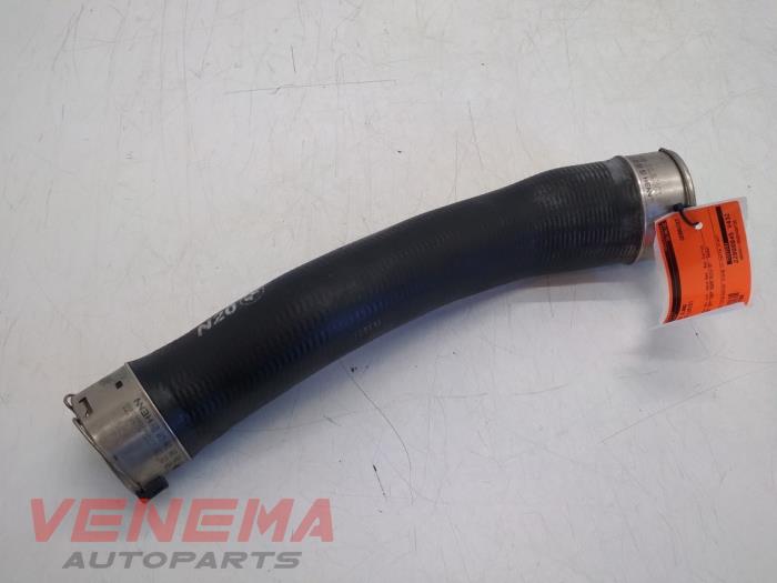 Gebruikte Intercooler Slang BMW 4 serie Gran Coupe (F36) 420i 2.0 Turbo 16V Prijs € 29,99 Margeregeling aangeboden door Venema Autoparts