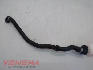 Gebruikte Koelwaterslang BMW 4 serie Gran Coupe (F36) 420i 2.0 Turbo 16V Prijs € 19,99 Margeregeling aangeboden door Venema Autoparts