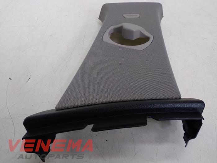 Stijlbekleding midden-rechts van een BMW 4 serie Gran Coupe (F36) 420i 2.0 Turbo 16V 2015