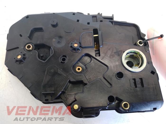 Slotmechaniek achterdeur Bus-Bestel van een Volkswagen Caddy III (2KA,2KH,2CA,2CH) 2.0 SDI 2004