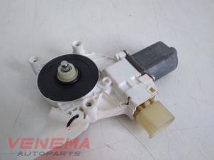 Gebruikte Motor electrisch raam BMW 4 serie (F32) 435i xDrive 3.0 24V Prijs € 34,99 Margeregeling aangeboden door Venema Autoparts