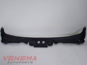 Gebruikte Paravent BMW 4 serie (F32) 435i xDrive 3.0 24V Prijs € 44,99 Margeregeling aangeboden door Venema Autoparts