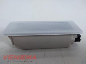 Gebruikte Binnenverlichting voor BMW 4 serie (F32) 435i xDrive 3.0 24V Prijs € 9,99 Margeregeling aangeboden door Venema Autoparts