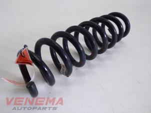 Gebruikte Veerschroef achter BMW 4 serie (F32) 435i xDrive 3.0 24V Prijs € 19,99 Margeregeling aangeboden door Venema Autoparts