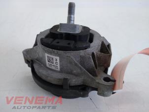 Gebruikte Motorsteun BMW 4 serie (F32) 435i xDrive 3.0 24V Prijs € 19,99 Margeregeling aangeboden door Venema Autoparts