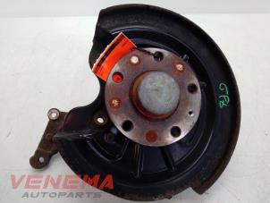 Gebruikte Fusee links-achter Volkswagen Golf VI (5K1) 2.0 GTI 16V Prijs € 19,99 Margeregeling aangeboden door Venema Autoparts