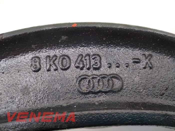 Veerpoot links-voor van een Audi A5 Sportback (8TA) 2.0 TFSI 16V 2011