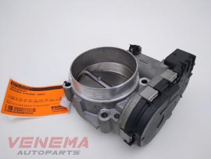 Gebruikte Gasklephuis Mercedes C (R205) C-63 AMG 4.0 V8 Biturbo Prijs € 149,99 Margeregeling aangeboden door Venema Autoparts