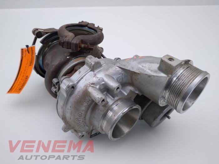 Gebruikte G-lader Mercedes C (R205) 4.0 C-63 AMG V8 Biturbo Prijs € 999,99 Margeregeling aangeboden door Venema Autoparts