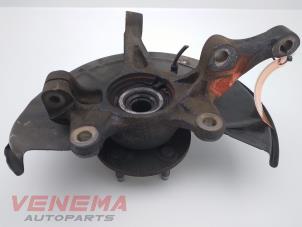 Gebruikte Asschenkel links-voor Opel Mokka X 1.6 CDTI 16V Prijs € 129,99 Margeregeling aangeboden door Venema Autoparts