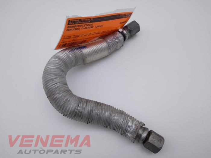 Gebruikte Brandstofleiding Mercedes C (R205) 4.0 C-63 AMG V8 Biturbo Prijs € 14,99 Margeregeling aangeboden door Venema Autoparts
