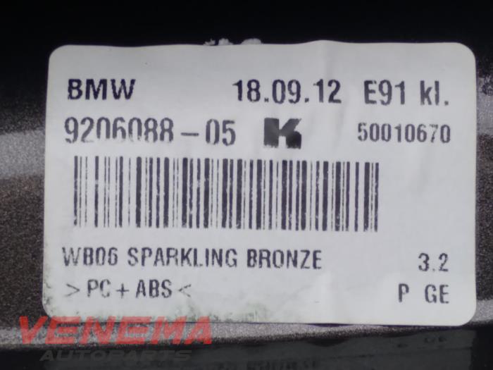 Afdekplaat diversen van een BMW X1 (E84) sDrive 20i 2.0 16V Twin Power Turbo 2012