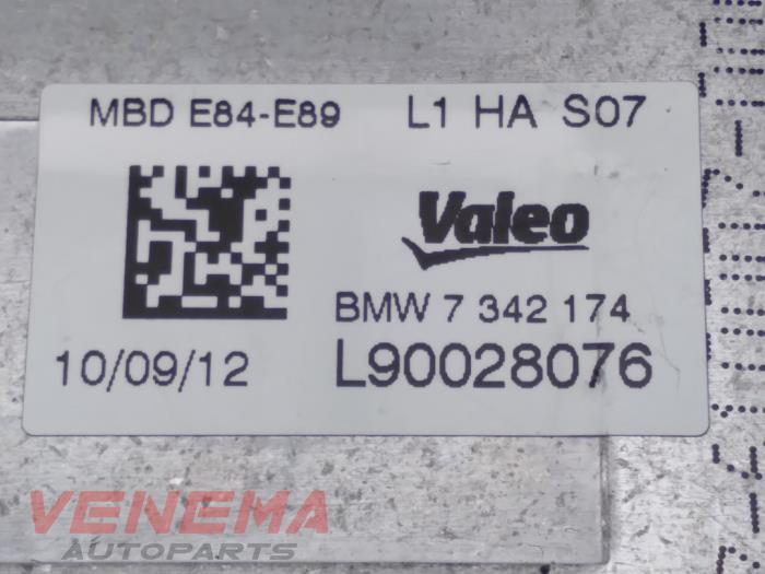 Xenon module van een BMW X1 (E84) sDrive 20i 2.0 16V Twin Power Turbo 2012