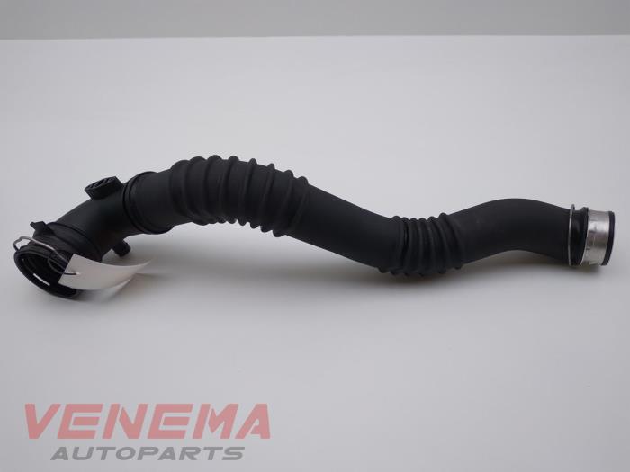 Gebruikte Intercooler Buis BMW X1 (E84) sDrive 20i 2.0 16V Twin Power Turbo Prijs € 89,99 Margeregeling aangeboden door Venema Autoparts