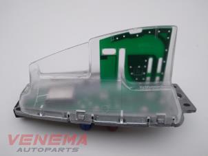 Gebruikte GPS Antenne BMW X1 (E84) sDrive 20i 2.0 16V Twin Power Turbo Prijs € 39,99 Margeregeling aangeboden door Venema Autoparts