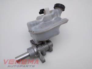 Gebruikte Hoofdremcilinder Ford Transit 2.2 TDCi 16V Prijs € 59,99 Margeregeling aangeboden door Venema Autoparts