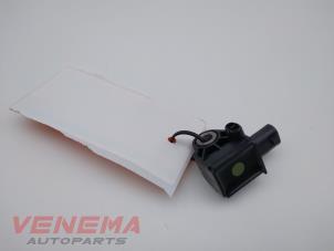 Gebruikte Airbag Sensor Mercedes C (W205) C-200 2.0 CGI 16V Prijs € 14,99 Margeregeling aangeboden door Venema Autoparts