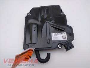 Gebruikte Mechatronic Mercedes C (W205) C-200 2.0 CGI 16V Prijs € 399,99 Margeregeling aangeboden door Venema Autoparts