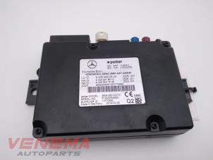 Gebruikte Telefoon Module Mercedes C (W205) C-200 2.0 CGI 16V Prijs € 34,99 Margeregeling aangeboden door Venema Autoparts