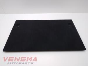 Gebruikte Kofferbak Mat Mercedes E Estate (S213) E-200d 2.0 Turbo 16V Prijs € 69,99 Margeregeling aangeboden door Venema Autoparts