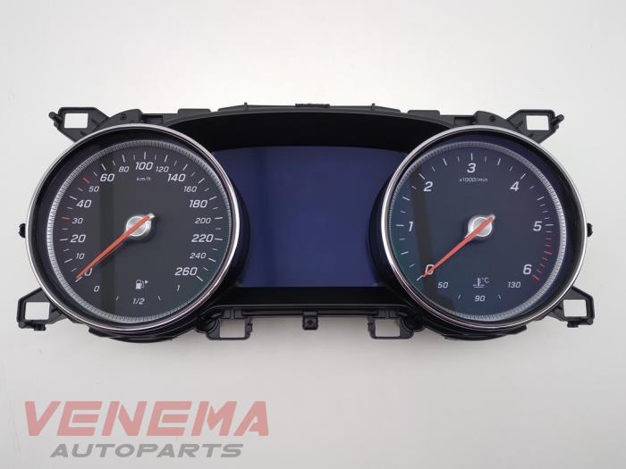 Gebruikte Kilometerteller KM Mercedes E Estate (S213) E-200d 2.0 Turbo 16V Prijs € 399,99 Margeregeling aangeboden door Venema Autoparts