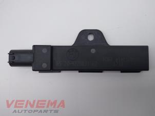 Gebruikte Keyless entry antenne BMW X3 (F25) xDrive35d 24V Prijs € 14,99 Margeregeling aangeboden door Venema Autoparts