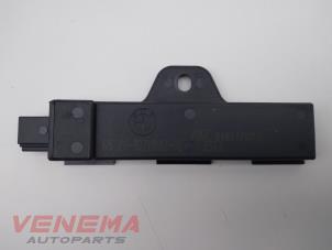 Gebruikte Keyless entry antenne BMW X3 (F25) xDrive35d 24V Prijs € 9,99 Margeregeling aangeboden door Venema Autoparts