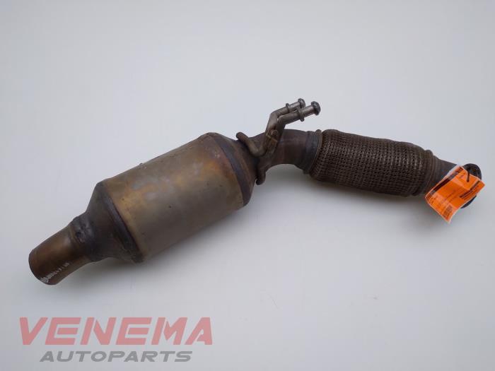 Gebruikte Katalysator Volkswagen Touran (5T1) 2.0 TDI 110 Prijs € 199,99 Margeregeling aangeboden door Venema Autoparts