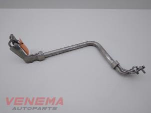 Gebruikte Airco Leiding Volkswagen Touran (5T1) 2.0 TDI 110 Prijs € 19,99 Margeregeling aangeboden door Venema Autoparts