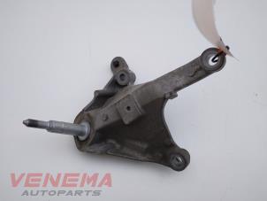 Gebruikte Motorrubber Renault Clio IV (5R) 1.5 Energy dCi 90 FAP Prijs € 24,99 Margeregeling aangeboden door Venema Autoparts