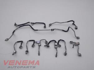 Gebruikte Dieselleiding Set Jaguar F-Pace 3.0 D 24V AWD Prijs € 89,99 Margeregeling aangeboden door Venema Autoparts