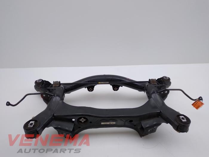 Gebruikte Subframe BMW 3 serie (F30) 320d xDrive 2.0 16V Prijs € 74,99 Margeregeling aangeboden door Venema Autoparts