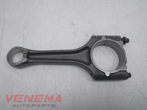 Gebruikte Drijfstang Audi A5 Sportback (8TA) 2.0 TFSI 16V Prijs € 99,99 Margeregeling aangeboden door Venema Autoparts