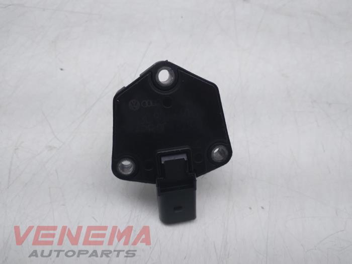 Gebruikte Oliepeil sensor Skoda Superb Combi (3TAC/TAF) 1.6 TDI Prijs € 9,99 Margeregeling aangeboden door Venema Autoparts