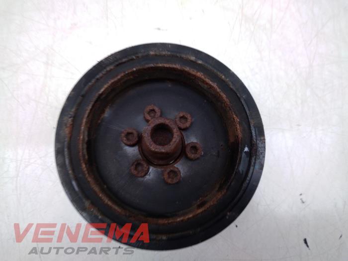 Gebruikte Krukas Poelie BMW 1 serie (E88) 118i 16V Prijs € 29,99 Margeregeling aangeboden door Venema Autoparts