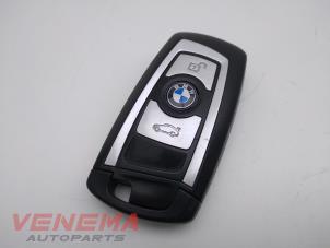 Gebruikte Sleutel BMW 3 serie Touring (F31) 320i 2.0 16V Prijs € 29,99 Margeregeling aangeboden door Venema Autoparts