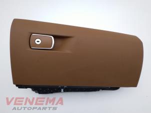 Gebruikte Dashboardkastje BMW 3 serie Touring (F31) 320i 2.0 16V Prijs € 69,99 Margeregeling aangeboden door Venema Autoparts