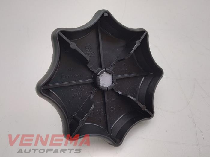 Gebruikte Diversen Seat Ibiza IV SC (6J1) 1.4 16V Prijs € 9,99 Margeregeling aangeboden door Venema Autoparts