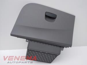 Gebruikte Dashboardkastje Seat Ibiza IV SC (6J1) 1.4 16V Prijs € 24,99 Margeregeling aangeboden door Venema Autoparts